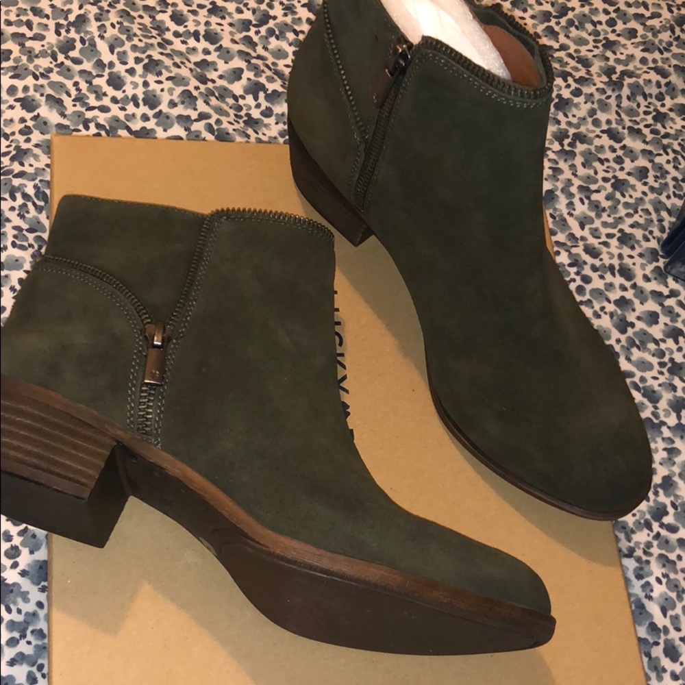 New- Lucky women’s ankle boots